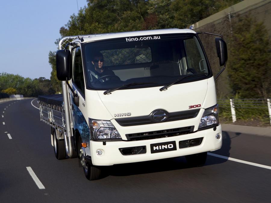  Hino 300-716 Trade Ace 2011 года  (фото 2 из 3)